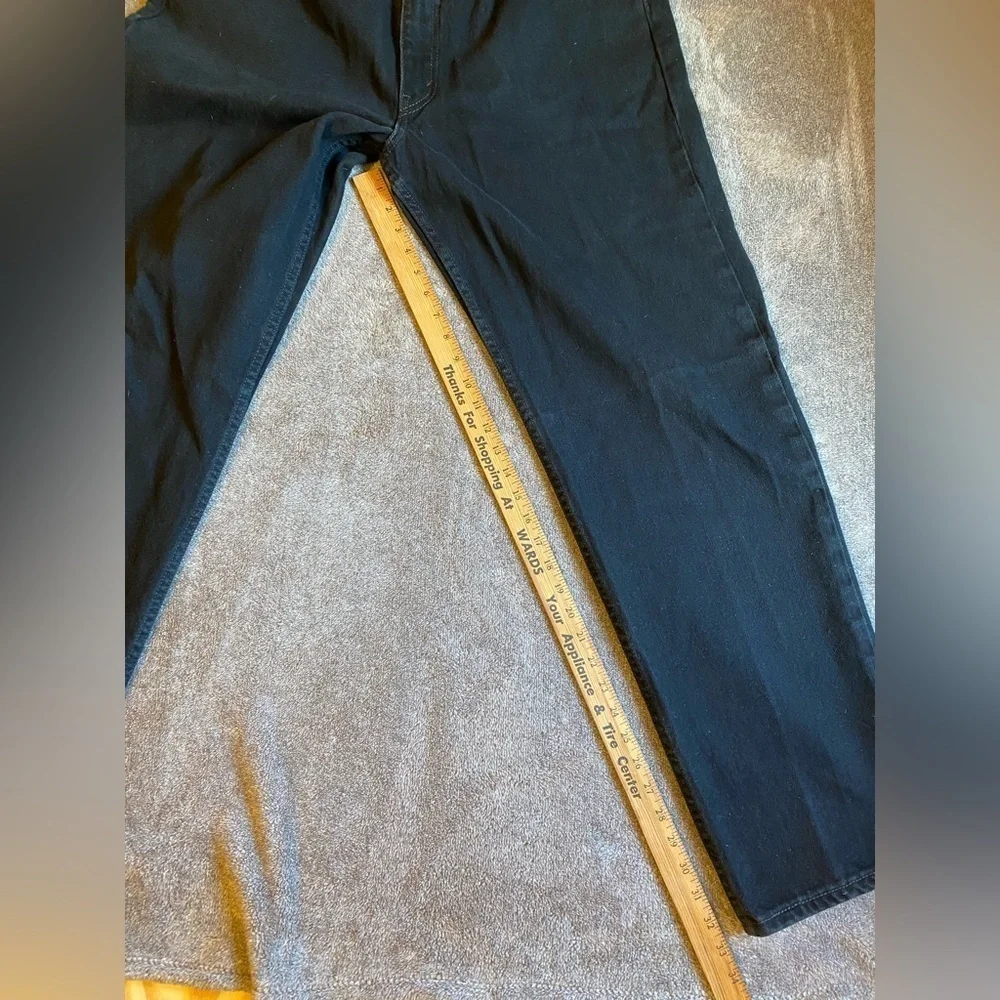 Levi's Black Straight Jeans Sleek‎ Design